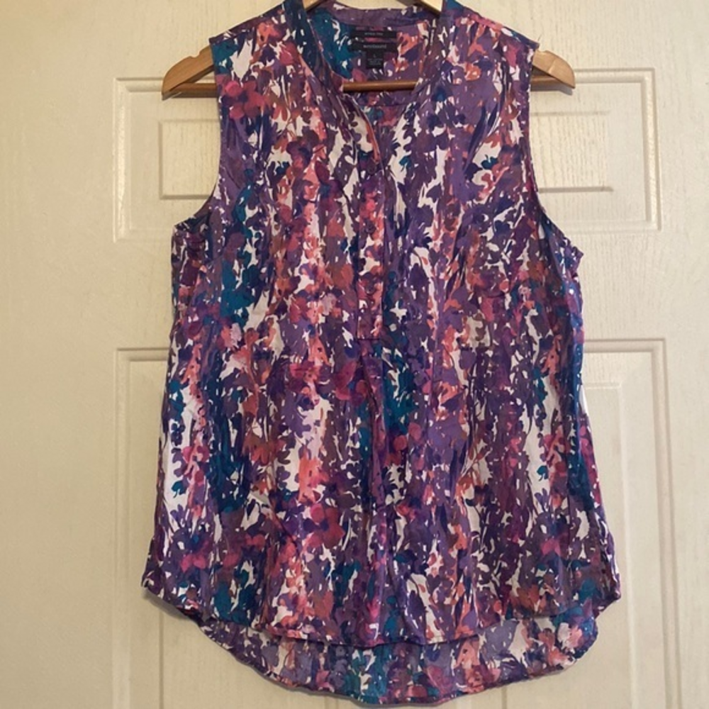 Westbound Sleeveless‎ Top